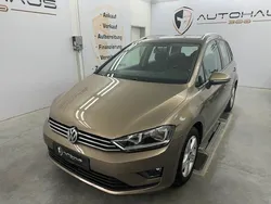 Gold Gebraucht 2016 VW Golf Sportsvan Comfortline Van / Kleinbus | 11.990 € (Guter Preis)