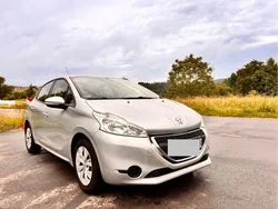Silber Gebraucht 2015 Peugeot 208 Active Kleinwagen | 3.499 € (Superpreis)