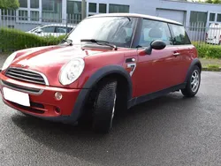 Rot Gebraucht 2006 Mini ONE Seven Kleinwagen | 2.350 € (Fairer Preis)
