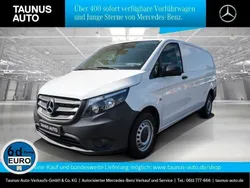 Weiss Gebraucht 2019 Mercedes Vito Van / Kleinbus | 23.265 € (Teuer)