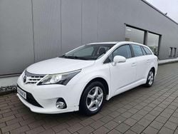 Weiß Gebraucht 2013 Toyota Avensis Life Limousine | 9.990 € (Fairer Preis)