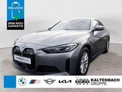 Grau Gebraucht 2022 BMW i4 Sport Line Limousine | 36.890 € (Guter Preis)