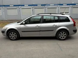Silber Gebraucht 2005 Renault Mégane GrandTour Kombi | 2.250 € (Fairer Preis)