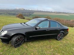 Schwarz Gebraucht 2003 Mercedes E320 Limousine | 8.500 € (Teuer)