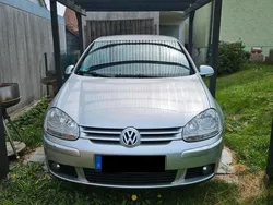 Silber Gebraucht 2004 VW Golf V Limousine | 3.400 € (Etwas zu teuer)