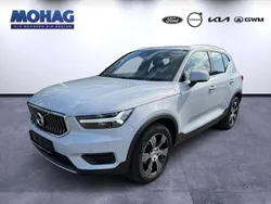 Silber Gebraucht 2021 Volvo XC40 Inscription SUV | 29.990 € (Fairer Preis)