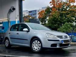 Silber Gebraucht 2006 VW Golf V Limousine | 3.650 € (Guter Preis)