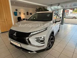 Weiß Gebraucht 2022 Mitsubishi Eclipse Cross Plus SUV | 19.990 € (Superpreis)