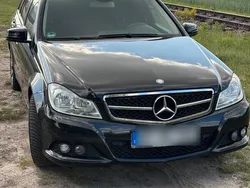 Schwarz Gebraucht 2012 Mercedes C200 Kombi | 7.500 € (Fairer Preis)