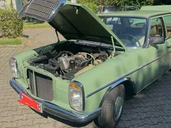 Grün Gebraucht 1973 Mercedes 200 Limousine | 9.300 €