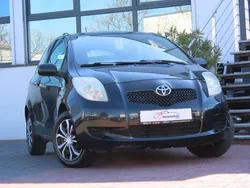 Schwarz Gebraucht 2006 Toyota Yaris Luna Limousine | 2.690 € (Fairer Preis)
