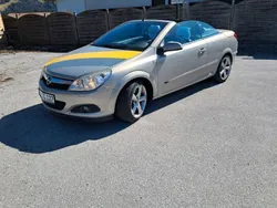 Silber Gebraucht 2007 Opel Astra Cabriolet Edition Cabrio | 3.000 € (Fairer Preis)