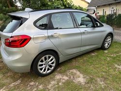 Schwarz Gebraucht 2020 BMW 225 Active Tourer iPerformance Van / Kleinbus | 19.500 € (Fairer Preis)