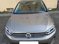 Gold Gebraucht 2016 VW Golf Sportsvan Allstar Van / Kleinbus | 15.900 € (Etwas zu teuer)