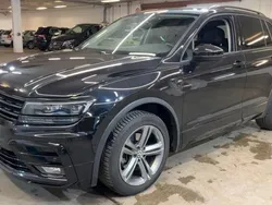 Deep black perleffekt Gebraucht 2019 VW Tiguan R-line SUV | 28.490 € (Superpreis)