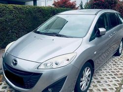 Grau Gebraucht 2012 Mazda 5 Van / Kleinbus | 5.000 €