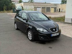 Schwarz Gebraucht 2011 Seat Altea XL Copa Van / Kleinbus | 5.900 € (Teuer)