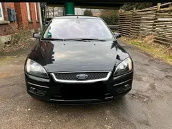 Schwarz Gebraucht 2007 Ford Focus Titanium Limousine | 3.499 € (Fairer Preis)