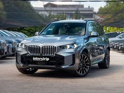 Grau Gebraucht 2024 BMW X5 M Sport SUV | 82.190 € (Guter Preis)