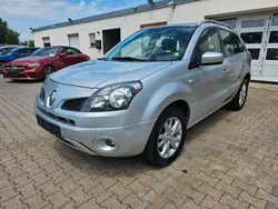 Silber Gebraucht 2010 Renault Koleos Dynamique SUV | 6.499 € (Fairer Preis)