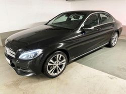 Schwarz Gebraucht 2015 Mercedes C220 Avantgarde Limousine | 15.200 €