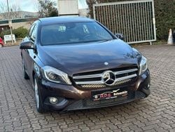 Braun Gebraucht 2015 Mercedes A180 Limousine | 14.699 € (Guter Preis)