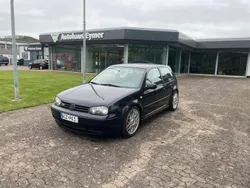 Schwarz Gebraucht 2002 VW Golf IV Edition Coupé | 9.650 €