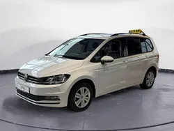 Weiß Neu 2025 VW Touran Trendline Van / Kleinbus | 42.490 € (Etwas zu teuer)