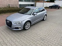 Grau Gebraucht 2018 Audi A3 Sportback Sport Limousine | 13.999 € (Guter Preis)