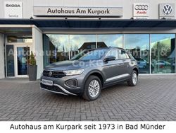 Grau Gebraucht 2024 VW T-Roc Life SUV | 26.690 € (Guter Preis)