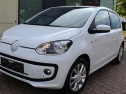 Weiß Gebraucht 2015 VW up! CLUB Kleinwagen | 7.450 € (Etwas zu teuer)