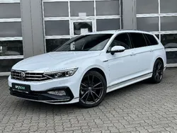 Gletscherweiß Gebraucht 2023 VW Passat Elegance Kombi | 38.440 € (Teuer)