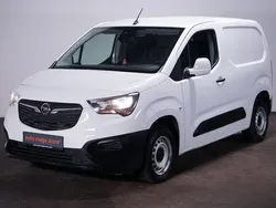 Weiß Gebraucht 2020 Opel Combo Edition Van / Kleinbus | 9.499 €