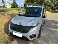 Grau Gebraucht 2017 Fiat Qubo Trekking Van / Kleinbus | 11.000 € (Fairer Preis)
