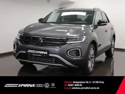 Indiumgrau metallic Gebraucht 2024 VW T-Roc Goal SUV | 33.930 € (Etwas zu teuer)