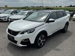 Weiß Gebraucht 2018 Peugeot 5008 GT-line Van / Kleinbus | 21.900 € (Fairer Preis)