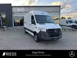 Arktikweiß Gebraucht 2023 Mercedes Sprinter Van | 32.094 € (Fairer Preis)