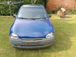 Blau Gebraucht 1995 Opel Corsa Kleinwagen | 500 €