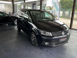 Schwarz Gebraucht 2013 VW Touran Comfortline Van / Kleinbus | 11.400 € (Teuer)
