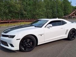 Weiß Gebraucht 2016 Chevrolet Camaro SS Coupé | 28.499 € (Superpreis)