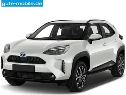 Weiß (schneeweiß) Neu 2025 Toyota Yaris Cross Basis SUV | 25.705 € (Fairer Preis)