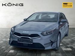 Grau Gebraucht 2023 Kia Ceed Edition 7 Kleinwagen | 18.990 € (Fairer Preis)