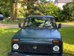 Grün Gebraucht 2010 Lada niva SUV | 3.200 €