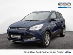 Blau / blazerblau Gebraucht 2016 Ford Kuga Titanium SUV | 12.990 € (Guter Preis)