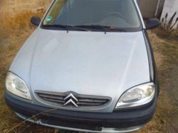 Grau Gebraucht 2002 Citroën Saxo Kleinwagen | 500 € (Guter Preis)