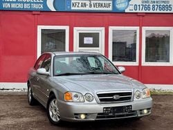 Grau Gebraucht 2004 Kia Magentis Limousine | 2.290 €