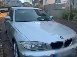 Grau Gebraucht 2005 BMW 118 Kleinwagen | 3.999 € (Fairer Preis)