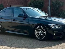 Schwarz Gebraucht 2017 BMW 330 M Performance Limousine | 29.999 €