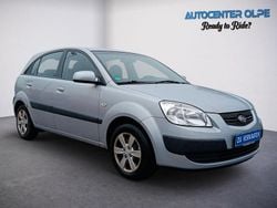 Silber Gebraucht 2009 Kia Rio Kleinwagen | 2.500 € (Fairer Preis)