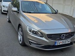 Grau Gebraucht 2013 Volvo V60 Kombi | 8.700 € (Teuer)